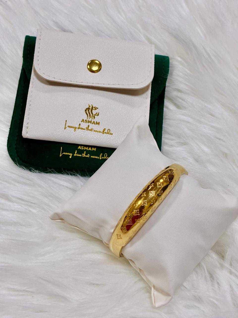 Asmam Thick Golden Bangle